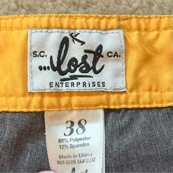 Lost Enterprises Men’s Black & Gray Chevron Print Board Shorts - Size 38 - VGUC - Picture 2 of 10